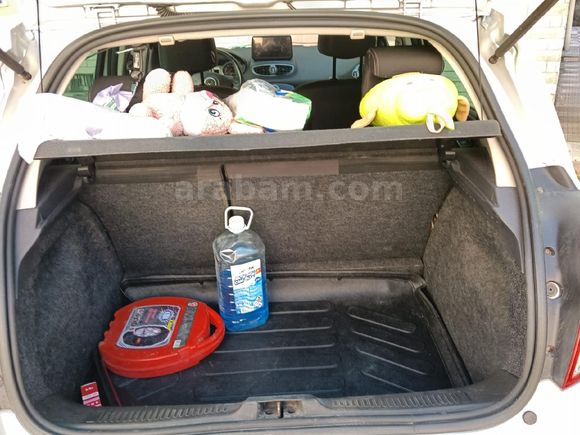 Sahibinden Renault Clio 1.5 dCi Executive 2011 Model