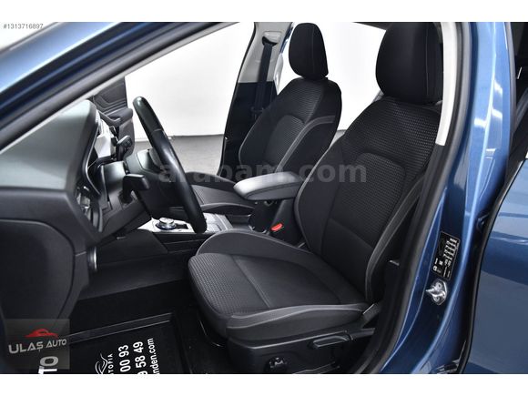 ULAŞ AUTO'DAN 2020 FORD FOCUS CAM TAVANLI EMSALSİZ