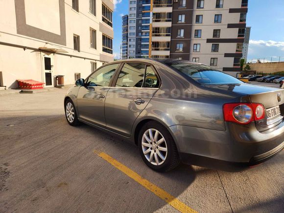 Sahibinden Volkswagen Jetta 1.6 Midline 2010 Model 