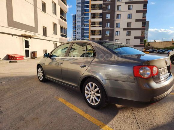 Sahibinden Volkswagen Jetta 1.6 Midline 2010 Model 
