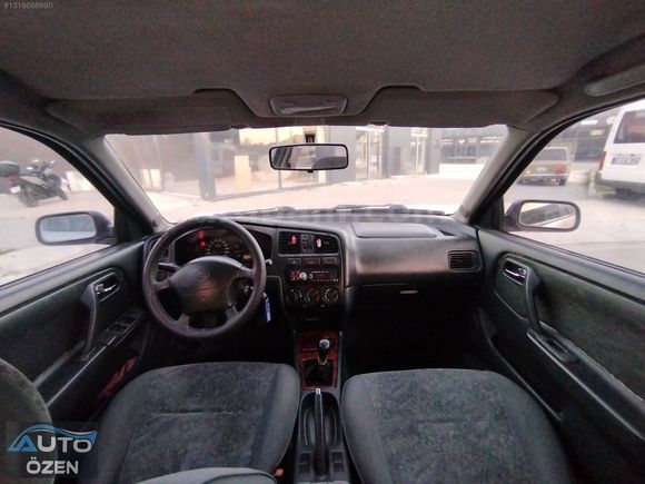 AUTO ÖZEN'DEN TERTEMİZ, PRİMERA ÇİFT AİRBAG+KLİMA+ÇELİK JANT