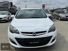 KINIK | BAKIMLI OPEL ASTRA SEDAN 1.6 DİZEL KK12TAKSİT