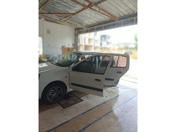 Sahibinden Renault Clio 1.2 Authentique 2006 Model İstanbul