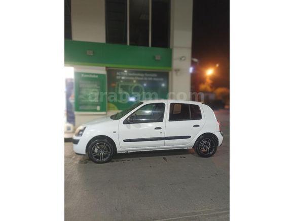 Sahibinden Renault Clio 1.2 Authentique 2006 Model İstanbul