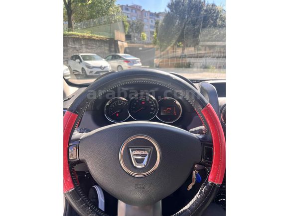 Sahibinden Dacia Duster 1.5 dCi Laureate 2015 Model 