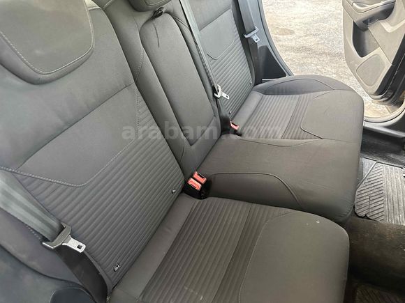 Sahibinden Ford Focus 1.5 TDCi Titanium 2015 Model 
