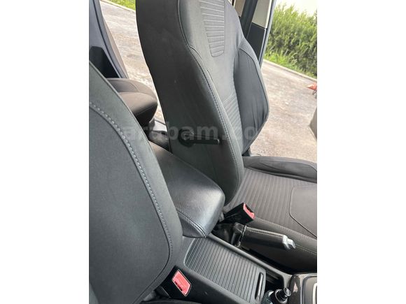 Sahibinden Ford Focus 1.5 TDCi Titanium 2015 Model 