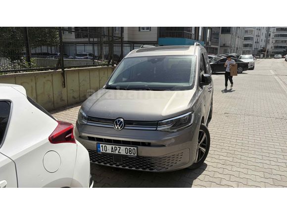 Sahibinden Volkswagen Caddy 2.0 TDI Style 2024 Model  13600km Gri (metalik)