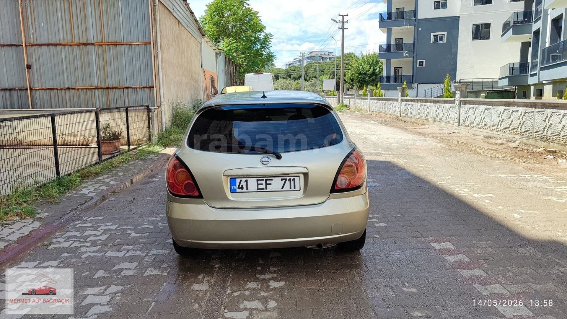 Galeriden Nissan Almera 1.5 Tekna 2005 Model Balıkesir 233.000 km Bej 6