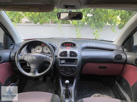 2004 MODEL 1.4 X-LİNE KLİMALI