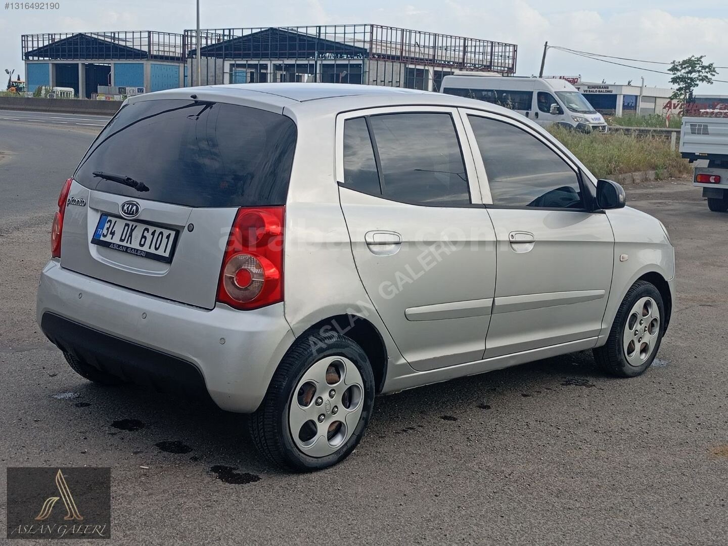 Galeriden Kia Picanto 1.1 Hiper 2010 Model Tekirdağ 126.500 km Gri 7
