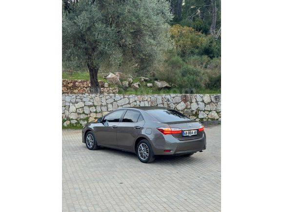 MAKYAJLI KASA Toyota Corolla 1.6 Advance 