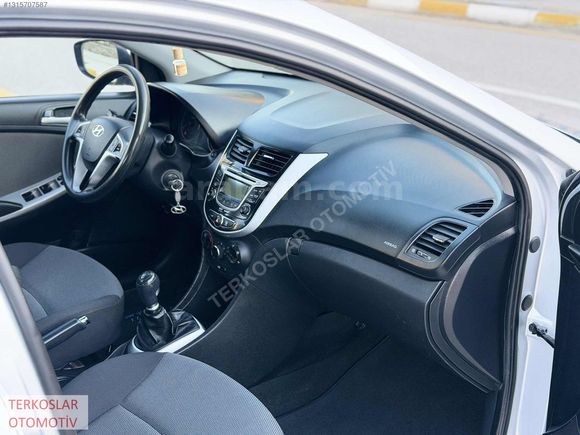 2012 MODEL HUNDAİ ACCENT BLUE HATASIZ ORJINAL SADECE 98.000 KM