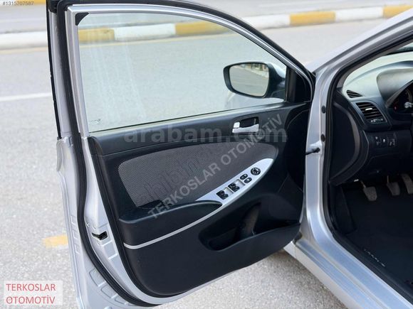 2012 MODEL HUNDAİ ACCENT BLUE HATASIZ ORJINAL SADECE 98.000 KM