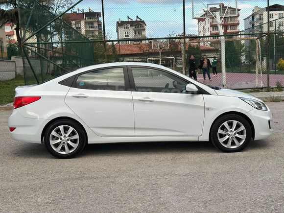 Sahibinden Hyundai Accent Blue 1.6 CRDI Mode Plus 2017 Model