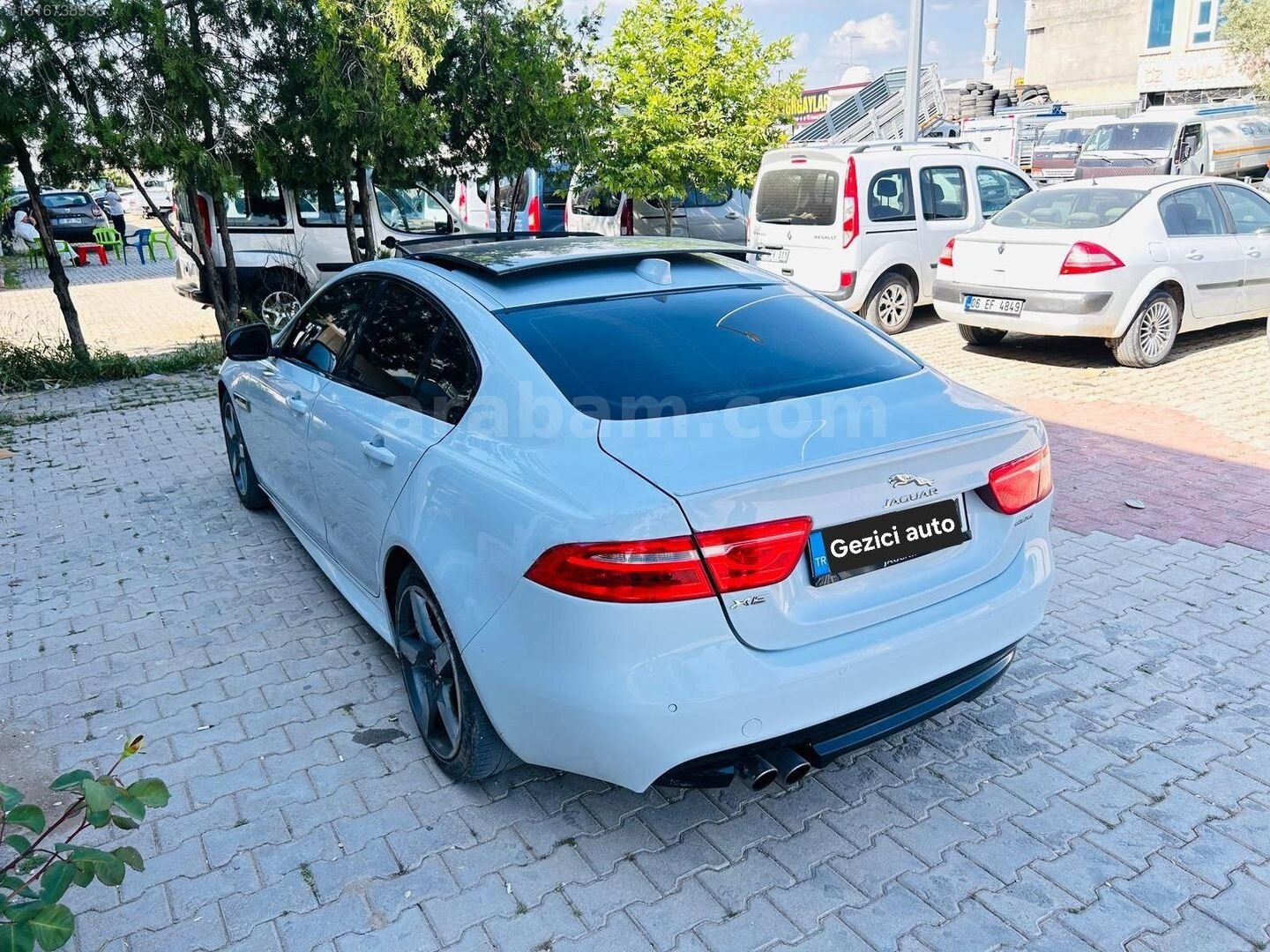 Galeriden Jaguar XE 2.0 D R-Sport Plus 2016 Model Mardin 219.000 km Beyaz 6