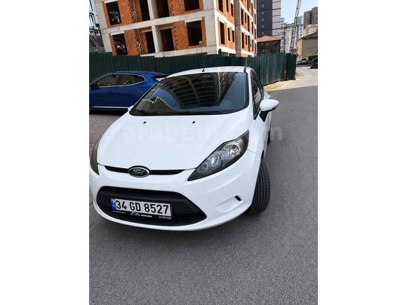 Sahibinden Ford Fiesta 1.4 Trend 2011 Model 