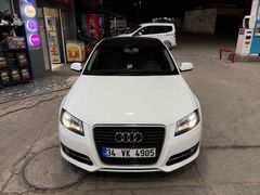 EN FULL PAKET Audi A3 Sportback 1.6 TDI Ambiente 2012 Model 