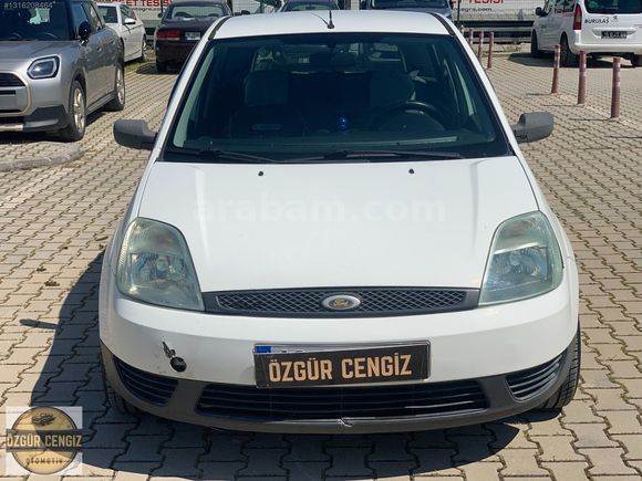 ÖZGÜR CENGİZ'DEN 2004 FORD FİESTA COMFORT