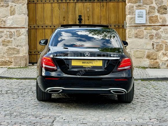BM AUTO'dan E220d 4 MATİC BAYİ-COMMAND-VAKUM- BOYASIZ DEĞİŞENSİZ