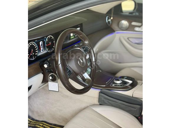 BM AUTO'dan E220d 4 MATİC BAYİ-COMMAND-VAKUM- BOYASIZ DEĞİŞENSİZ