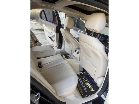 BM AUTO'dan E220d 4 MATİC BAYİ-COMMAND-VAKUM- BOYASIZ DEĞİŞENSİZ