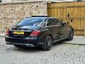 BM AUTO'dan E220d 4 MATİC BAYİ-COMMAND-VAKUM- BOYASIZ DEĞİŞENSİZ