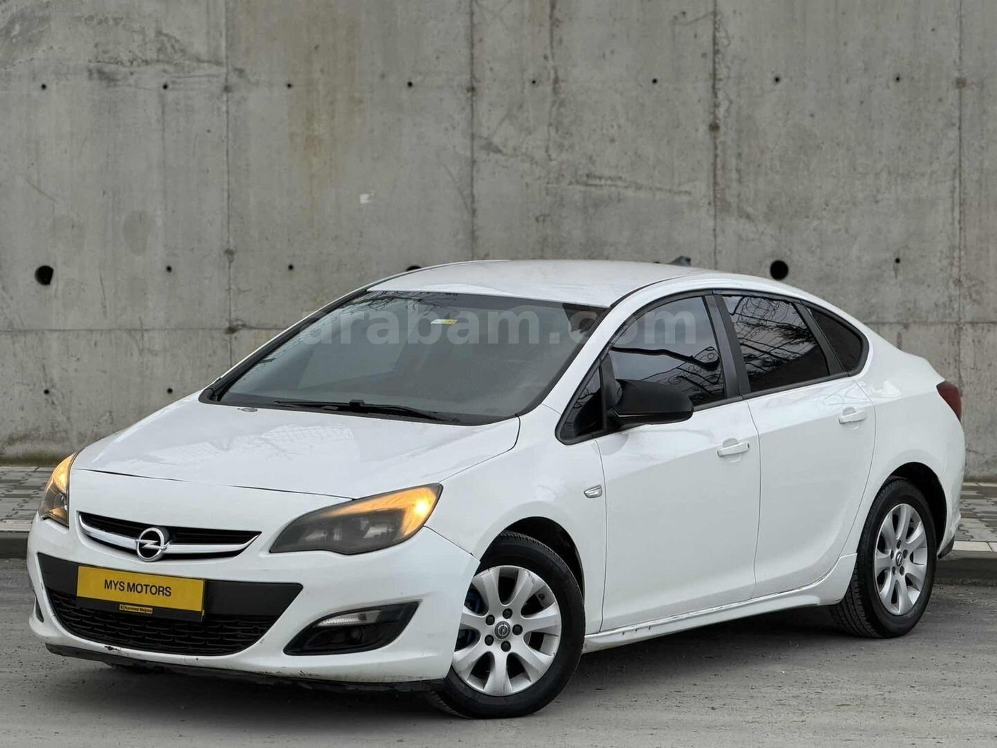 Galeriden Opel Astra 1.6 CDTI Design 2017 Model İstanbul 220.000 km Beyaz 7