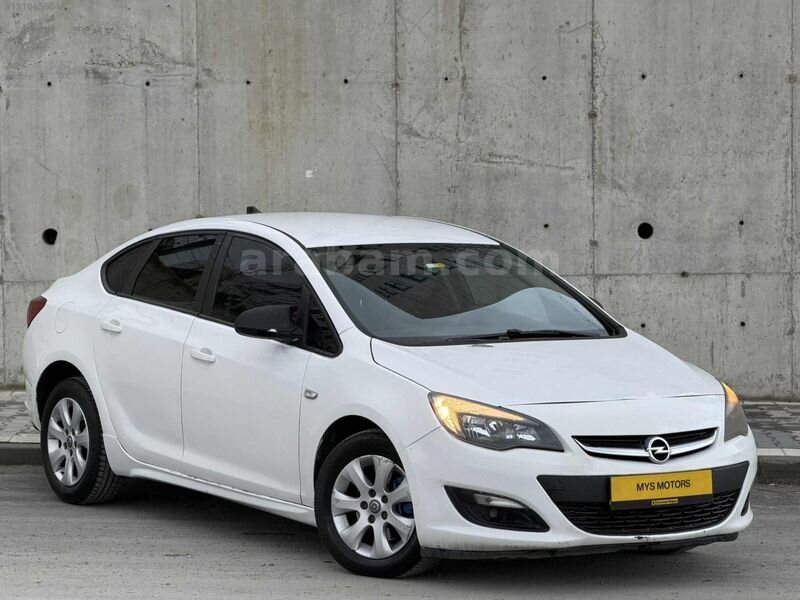 Galeriden Opel Astra 1.6 CDTI Design 2017 Model İstanbul 220.000 km Beyaz