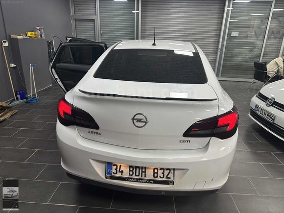 GÜZEL OTOMOTİVDEN OTOMATİK OPEL ASTRA