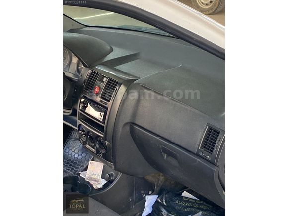 TOPAL GROUP AUTO'DAN TEMİZ BAYAN ARABASI