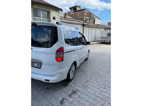 Sahibinden Ford Tourneo Courier 1.6 TDCi Titanium Plus 2015 Model 
