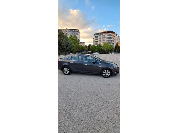 Sahibinden Değişensiz Opel Astra 1.6 Edition Plus 2016 Model