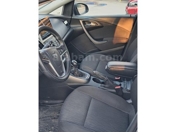 Sahibinden Değişensiz Opel Astra 1.6 Edition Plus 2016 Model