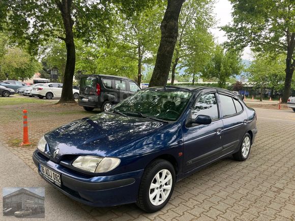 1999 MEGANE 1 1.6 - K.KARTINA 12 TAKSİT -
