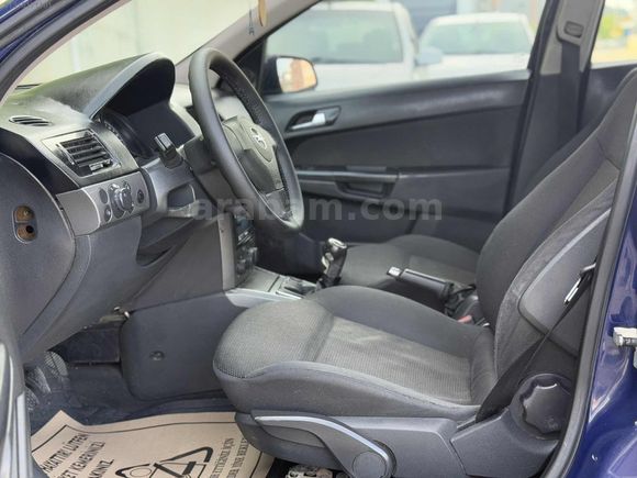DERİCİ AUTO'DAN TEK DEĞİŞENLİ 2007 ASTRA