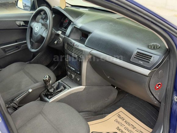DERİCİ AUTO'DAN TEK DEĞİŞENLİ 2007 ASTRA