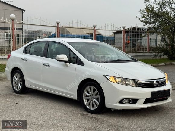 2012 HONDA CİVİC 1.6İ VTEC ECO PREMİUM OTOMATİK LPG 154'BİN KM..