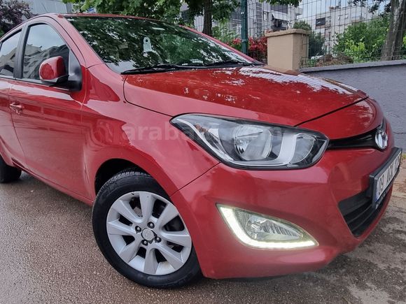 i20 1.4 TAM OTOMATİK 85.000 KM DE COK TEMİZ