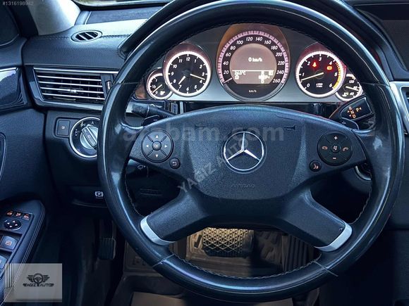 YAĞIZ AUTODAN E 350 Premium dizel 4 matic 354 bin km