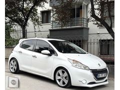 2012 PEUGEOT 208 17LEON JANT - COİL - EKRAN - SIFIR MUAYENE