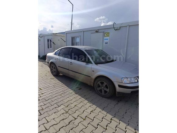 Sahibinden Volkswagen Passat 1.8 Highline 1999 Model