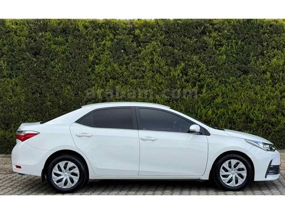 Galeriden Toyota Corolla 1.4 D-4D Touch 2018 Model Manisa
