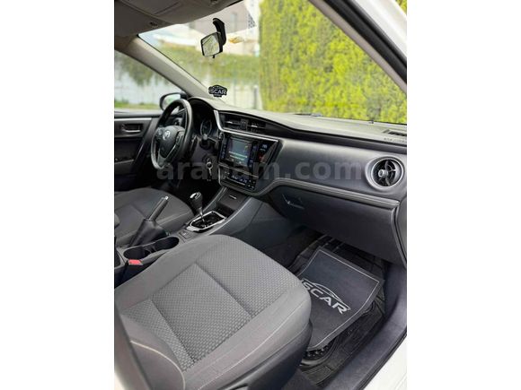 Galeriden Toyota Corolla 1.4 D-4D Touch 2018 Model Manisa
