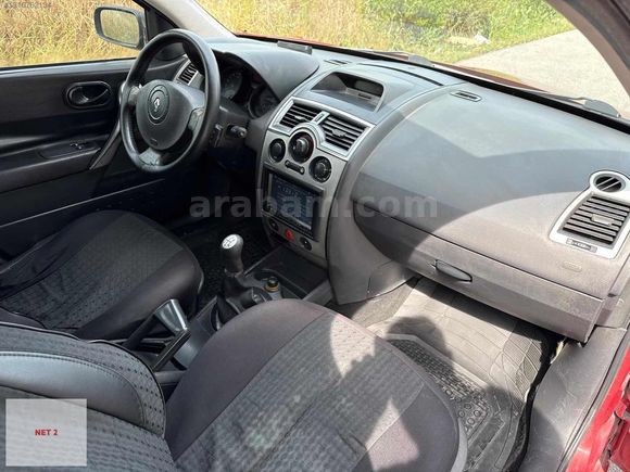 NET 2.el' DEN RENAULT MEGANE II 1.4 Authentique (2004)