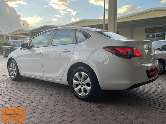 HATASIZ+BOYASIZ+DEĞİŞENSİZ OPEL ASTRA 1.6 EDİTİON PLUS