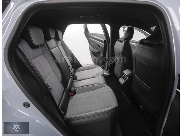 TAKSİM PREMİUM-2023 MEGANE E-TECH TECHNO-ÇİF RNK-HATASIZ-19.000