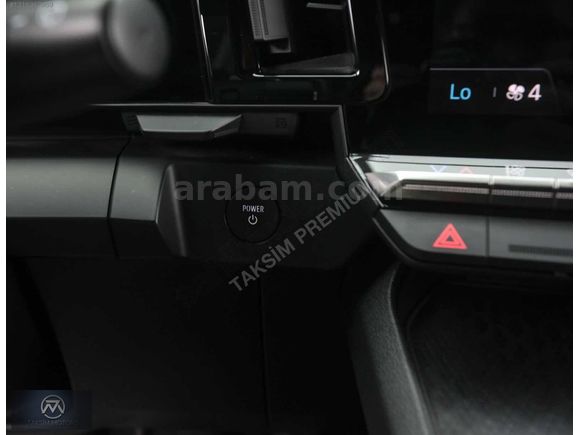 TAKSİM PREMİUM-2023 MEGANE E-TECH TECHNO-ÇİF RNK-HATASIZ-19.000