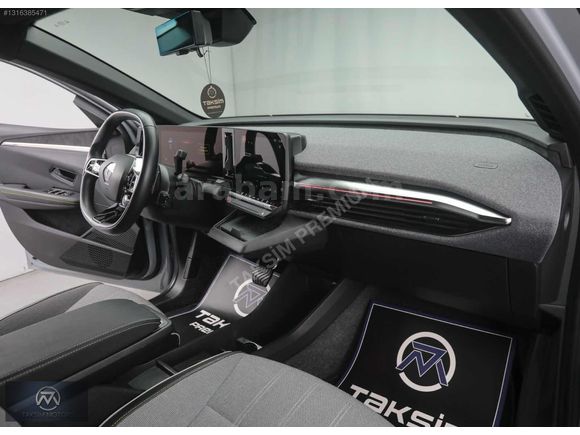 TAKSİM PREMİUM-2023 MEGANE E-TECH-TECKNO-BOYASIZ-68.000KM %20KDV