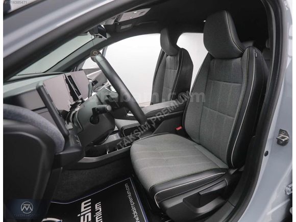 TAKSİM PREMİUM-2023 MEGANE E-TECH-TECKNO-BOYASIZ-68.000KM %20KDV